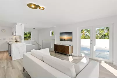 1005 8th St #PH 4, Miami Beach, FL 33139 - Photo 1