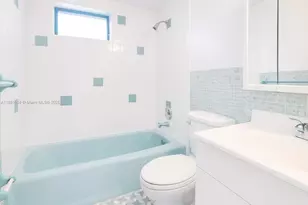 1662 Lincoln Ct, Miami Beach, FL 33139 - Photo 8