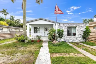 110 NE 9th Ct, Homestead, FL 33030 - Photo 1