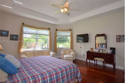 4240 SW 131st Ave, Davie, FL 33330 - Photo 20