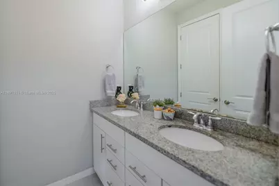 4735 Eucalyptus Dr, Hollywood, FL 33021 - Photo 34