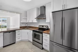 3150 N Course Ln, Pompano Beach, FL 33069 - Photo 1