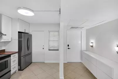 3150 N Course Ln #108, Pompano Beach, FL 33069 - Photo 8