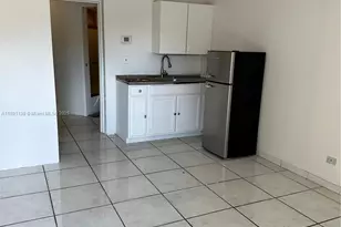 26 Diplomat Parkway, Hallandale Beach, FL 33009 - Photo 10