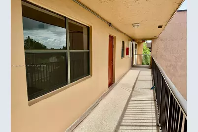 10467 Sunrise Lakes Blvd #410, Sunrise, FL 33322 - Photo 28