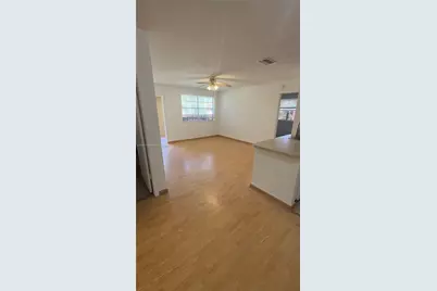 10480 NW 8th St #201, Pembroke Pines, FL 33026 - Photo 6