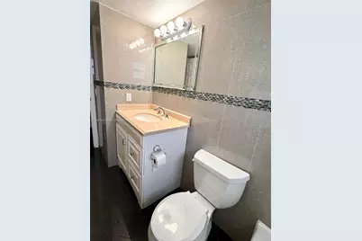 13701 Kendale Lakes Cir #B-111, Miami, FL 33183 - Photo 12