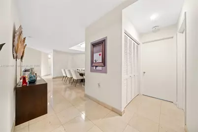 848 Brickell Key Dr #201, Miami, FL 33131 - Photo 22