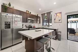 10483 W 32nd Ln, Hialeah, FL 33018 - Photo 6