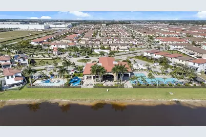 10483 W 32nd Ln #10483, Hialeah, FL 33018 - Photo 30