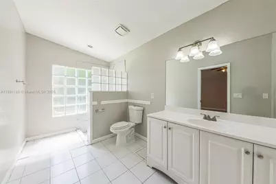 10108 S Windtree Ln S, Boca Raton, FL 33428 - Photo 6