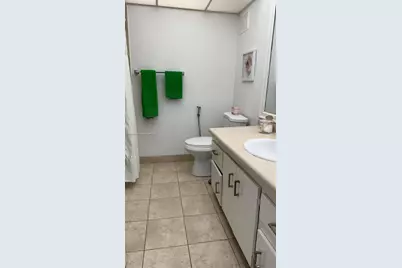 140 Lakeview Dr #208, Weston, FL 33326 - Photo 10