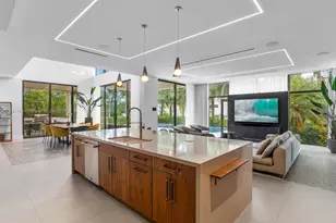 1736 SE 14th St, Fort Lauderdale, FL 33316 - Photo 14