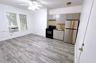 842 Meridian Ave, Miami Beach, FL 33139 - Photo 2