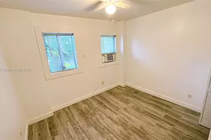 842 Meridian Ave, Miami Beach, FL 33139 - Photo 6