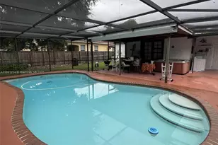 61 Truxton Dr, Miami Springs, FL 33166 - Photo 2