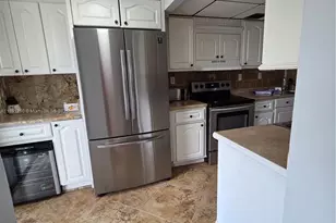 210 174th St, Sunny Isles Beach, FL 33160 - Photo 26