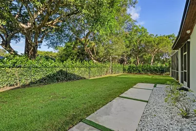 7705 SW 171st Ter, Palmetto Bay, FL 33157 - Photo 40
