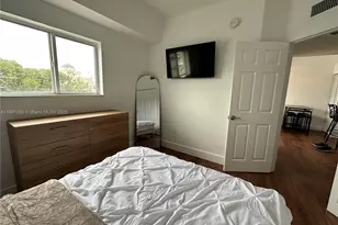 1638 SW 3rd St, Miami, FL 33135 - Photo 10