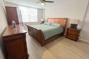 3660 NE 166th St, North Miami Beach, FL 33160 - Photo 12