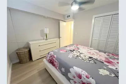 3660 NE 166th St #104+ 32' DOCK, North Miami Beach, FL 33160 - Photo 18