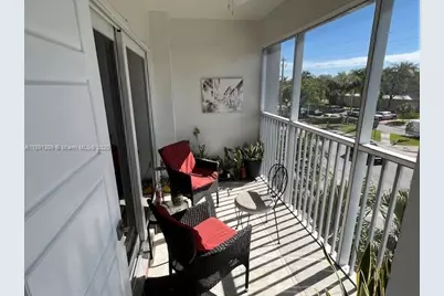 329 SE 3rd St #304S, Hallandale Beach, FL 33009 - Photo 8