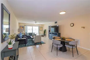 13100 SW 11th Ct, Pembroke Pines, FL 33027 - Photo 16