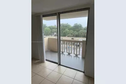 1800 Sans Souci Blvd #333, North Miami, FL 33181 - Photo 4