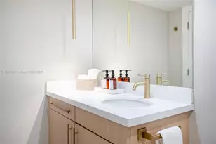 2301 Collins Ave, Miami Beach, FL 33139 - Photo 14