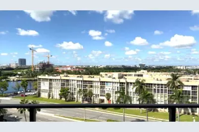 600 Three Islands Blvd #709, Hallandale Beach, FL 33009 - Photo 4