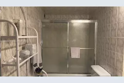 600 Three Islands Blvd #709, Hallandale Beach, FL 33009 - Photo 16