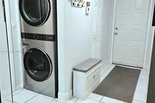 4249 S Carambola Cir S, Coconut Creek, FL 33066 - Photo 8