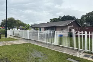 12601 SW 268th St, Homestead, FL 33032 - Photo 2