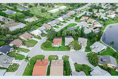 6631 Middlesex Pl, Other City - In The State Of Florida, FL 34104 - Photo 2