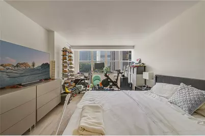 1901 Brickell Ave #B413, Miami, FL 33129 - Photo 16