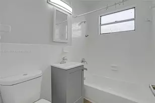 14100 NW 24th Ct, Opa-Locka, FL 33054 - Photo 16