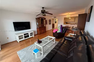 2780 NE 183rd St, Aventura, FL 33160 - Photo 24