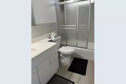 2910 Point East Dr #M601, Aventura, FL 33160 - Photo 34