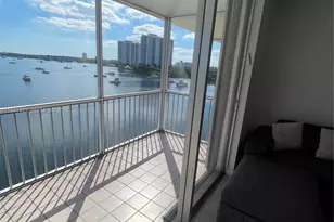 2910 Point E Dr, Aventura, FL 33160 - Photo 30