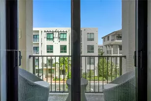 4740 NW 84th Ct, Doral, FL 33166 - Photo 10