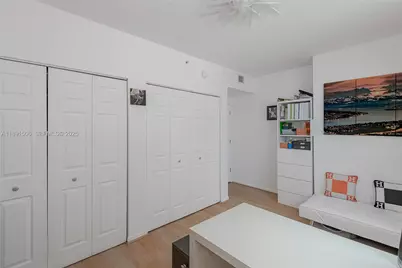 2000 N Bayshore Dr #907, Miami, FL 33137 - Photo 24