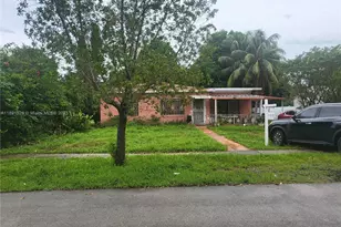 1310 NE 130th St, North Miami, FL 33161 - Photo 1