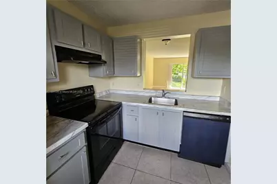 8540 N Sherman Cir #202, Miramar, FL 33025 - Photo 2