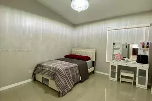 405 SW 183rd Way, Pembroke Pines, FL 33029 - Photo 8