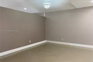 405 SW 183rd Way, Pembroke Pines, FL 33029 - Photo 4