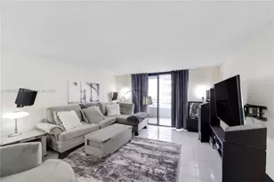 600 Three Islands Boulevard, Hallandale Beach, FL 33009 - Photo 20