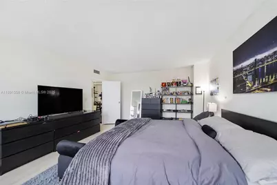 600 Three Islands Blvd #1021, Hallandale Beach, FL 33009 - Photo 34