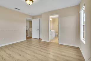 9141 Camden Gardens St, Orlando, FL 32827 - Photo 20