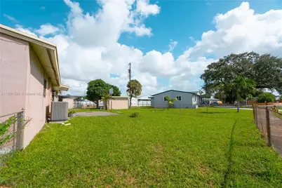 17911 NW 42nd Pl, Miami Gardens, FL 33055 - Photo 14