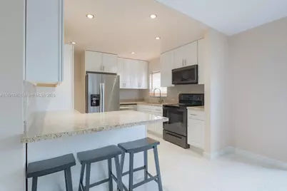 17911 NW 42nd Pl, Miami Gardens, FL 33055 - Photo 4